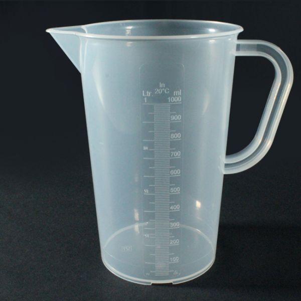 Messbecher mit Graduierung